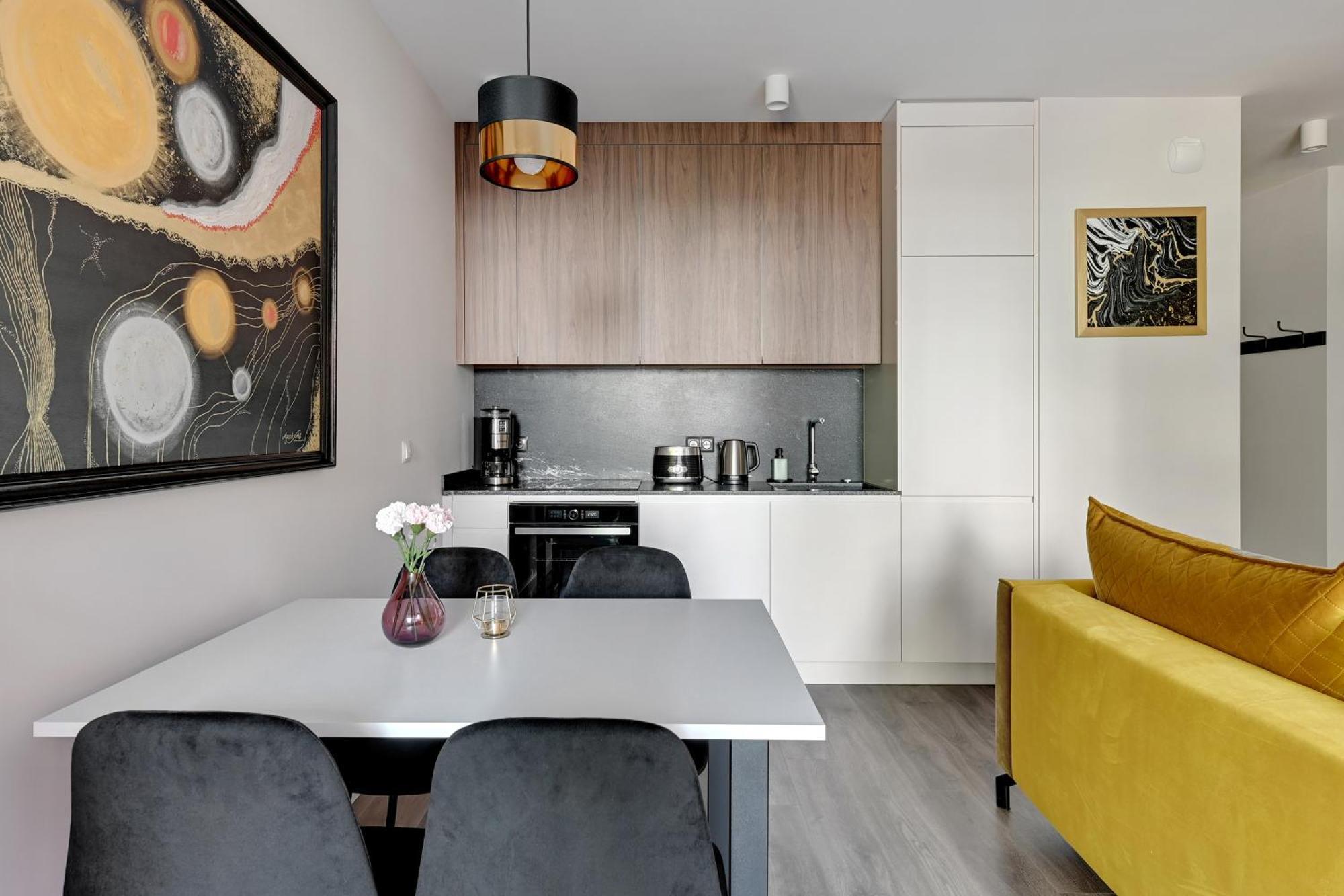 Scala 60C City Center Apartments & Studio By Lion Apartments กดัญสก์ ภายนอก รูปภาพ