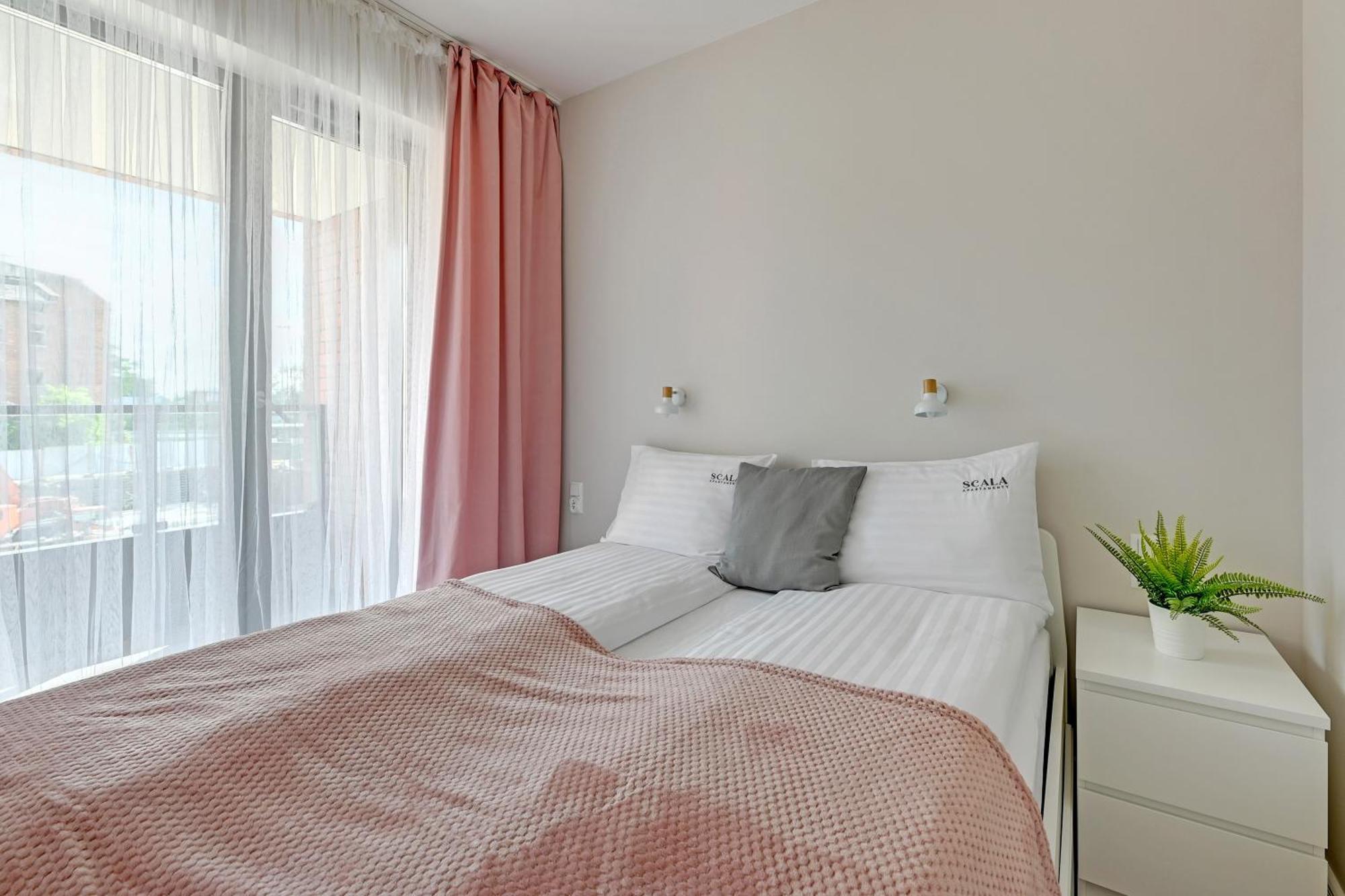 Scala 60C City Center Apartments & Studio By Lion Apartments กดัญสก์ ภายนอก รูปภาพ